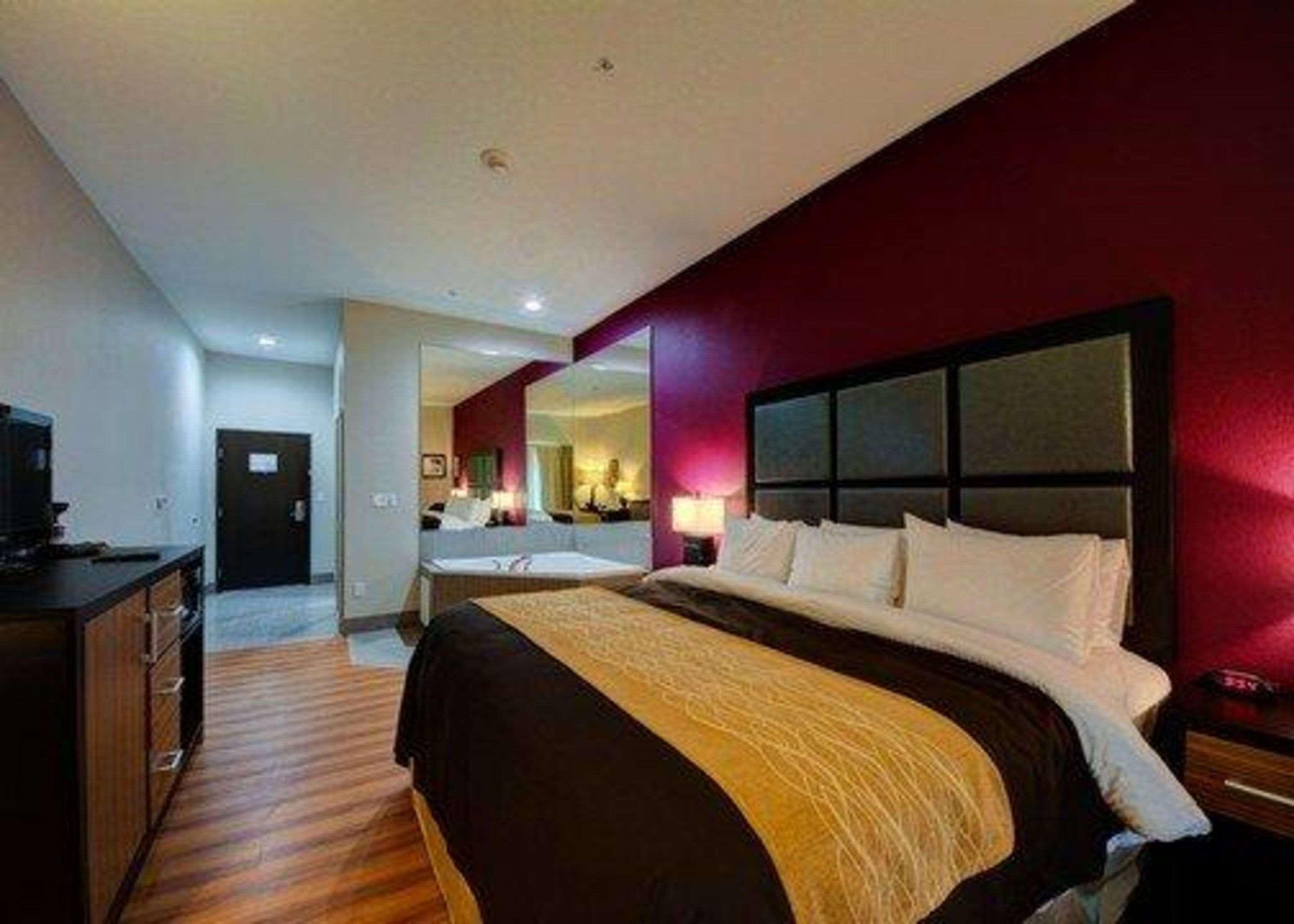 Hotel Comfort & Tulsa I-44 West - Rt 66 2*