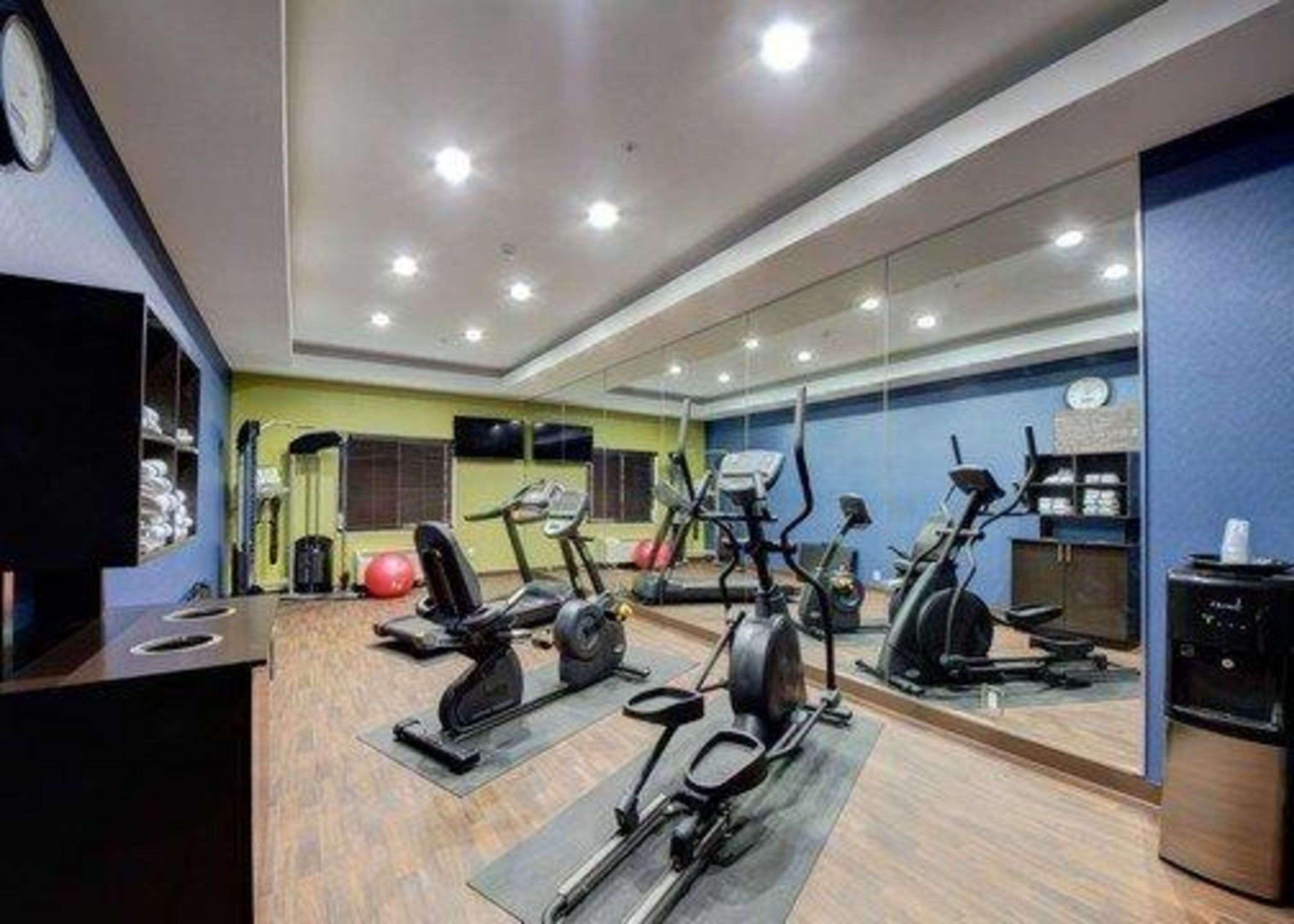Hotel Comfort & Tulsa I-44 West - Rt 66 2*