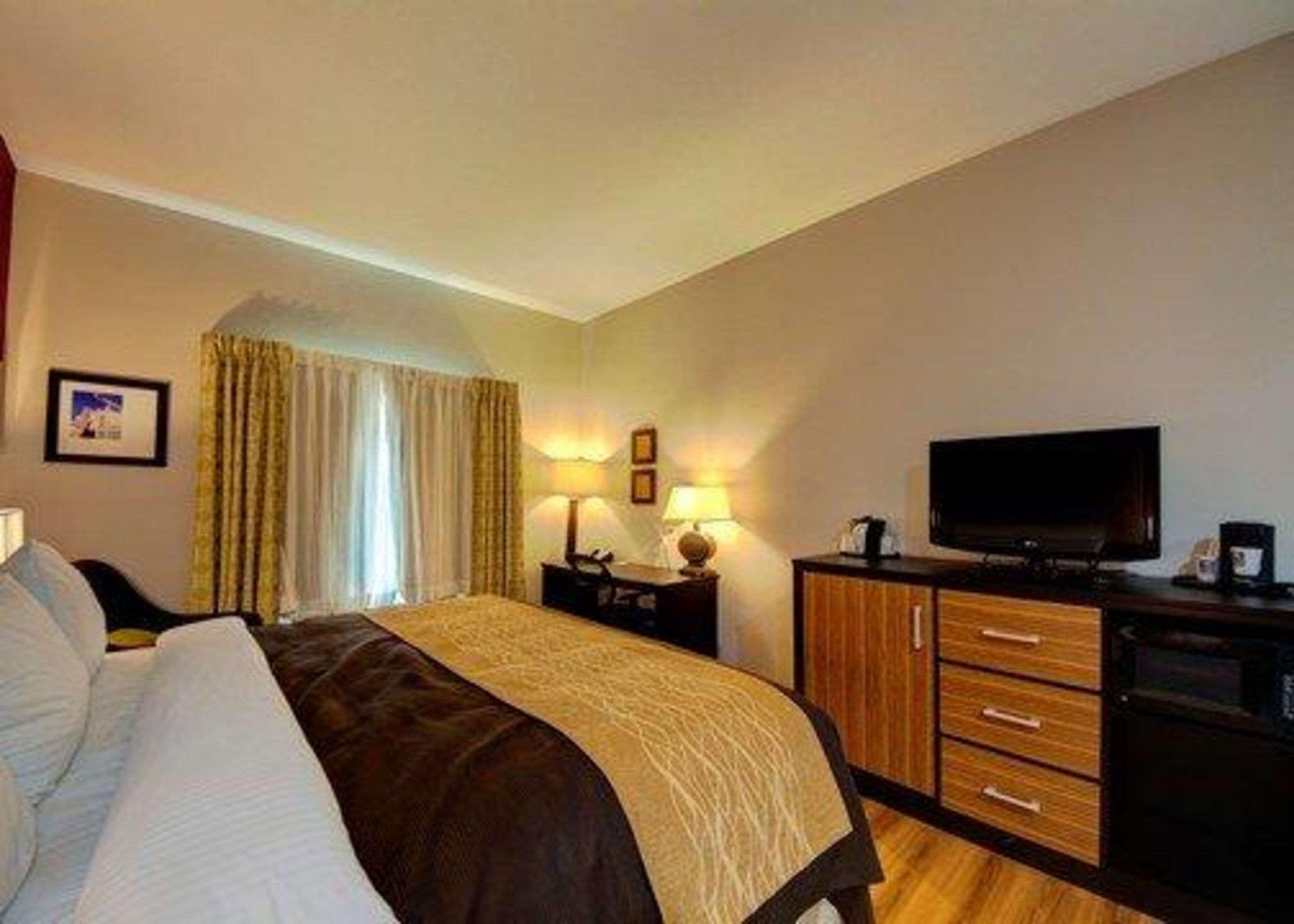 Comfort & Tulsa I-44 West - Rt 66 Oakhurst
