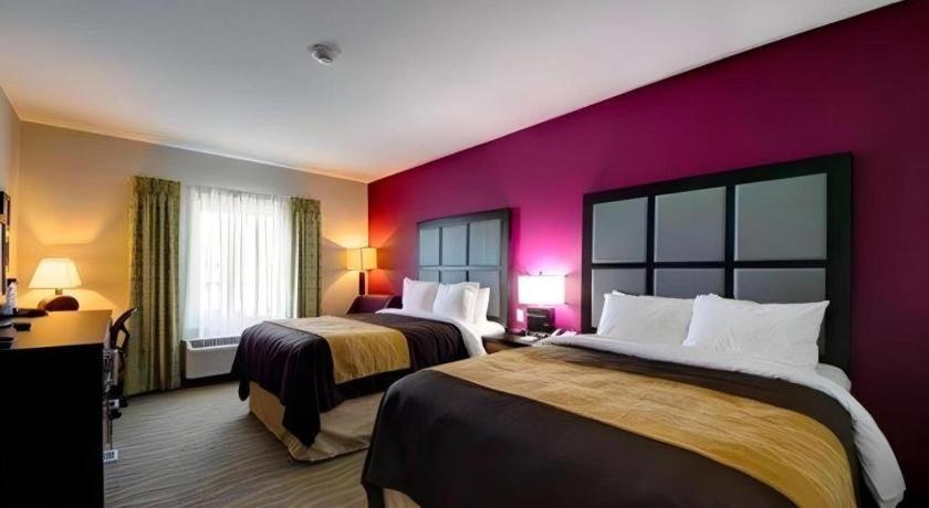 Comfort & Tulsa I-44 West - Rt 66 2*