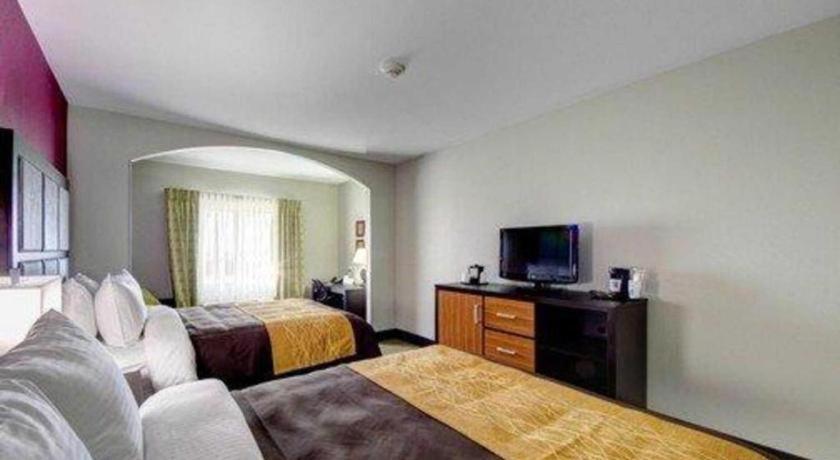Comfort & Tulsa I-44 West - Rt 66 Hotel