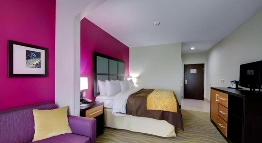 Hotel Comfort & Tulsa I-44 West - Rt 66 2*