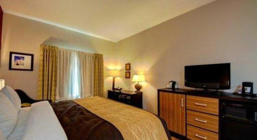 Comfort & Tulsa I-44 West - Rt 66 2*