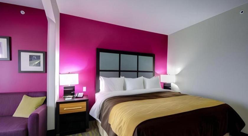 Hotel Comfort & Tulsa I-44 West - Rt 66