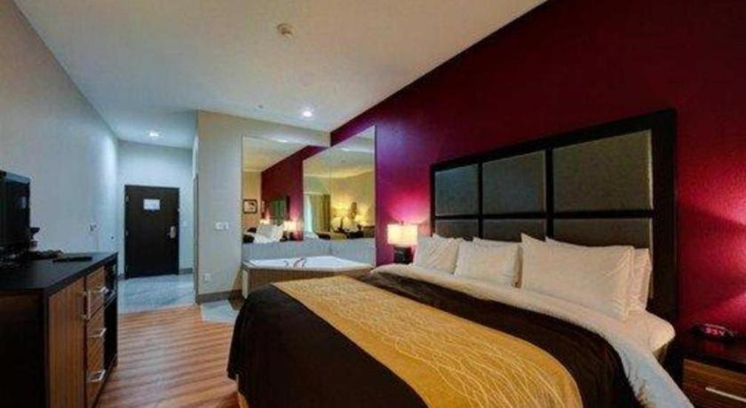 Hotel Comfort & Tulsa I-44 West - Rt 66 2*