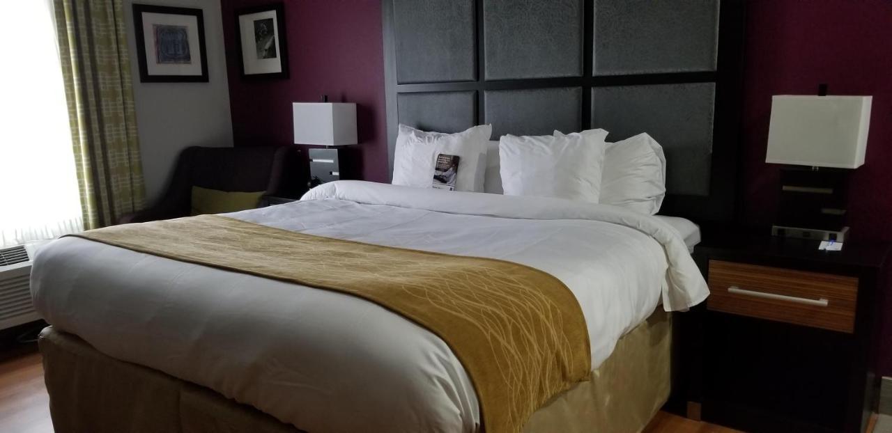 Hotel Comfort & Tulsa I-44 West - Rt 66 Oakhurst